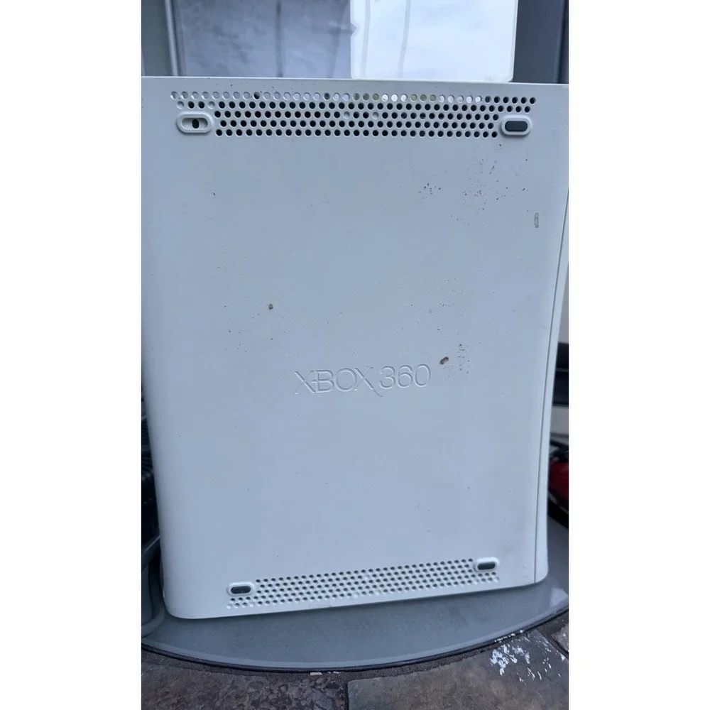 Console ONLY - Xbox 360 White 20GB NTSC-U/C 1080p Console X820027 Parts Only